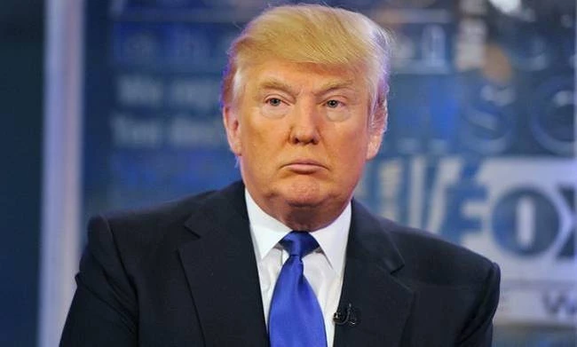 Άναψε «φωτιές» ο συγγραφέας που έχει εξοργίσει τον Τραμπ: Όλοι γύρω του τον θεωρούν βλάκα και τσαρλατάνο